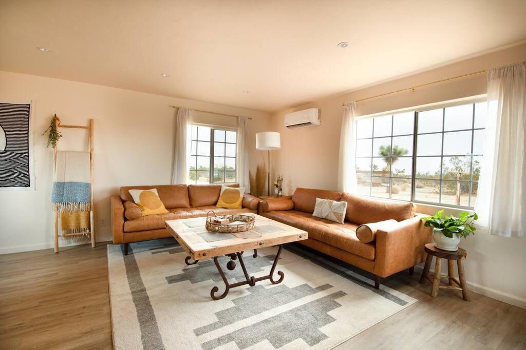 Cryptic Cabin-Tranquil Bohemian Getaway W/Hot Tub Yucca Valley Ngoại thất bức ảnh